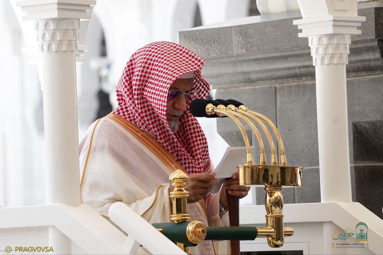 خطبتا-الجمعة-بالحرمين:-حين-ينفصل-العقل-عن-الإيمان-ينهار-العمران-وتنحرف-القاطرة-عن-القضبان.-والإفلاس-الحقيقي-إتيان-المرء-يوم-القيامة-متلبسً