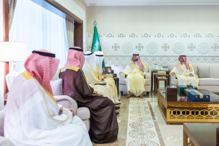 نائب-أمير-الشرقية:-الاستثمار-يشكل-محورًا-رئيسيًا-في-تنويع-الاقتصاد