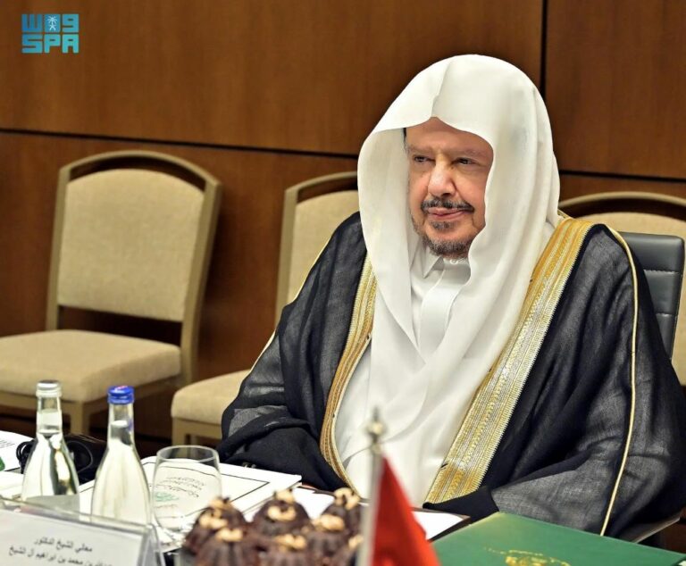رئيس-مجلس-الشورى-يلتقي-نظراءه-في-الإمارات-والبحرين