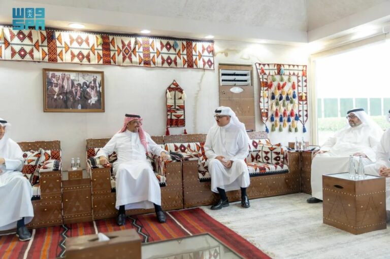 الخريف-يناقش-مع-مستثمرين-كويتيين-الفرص-الواعدة-في-قطاعي-الصناعة-والتعدين-بالمملكة