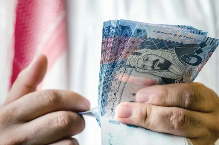 بينها-البيانات.-7-حالات-توقف-صرف-معاش-الضمان-الاجتماعي