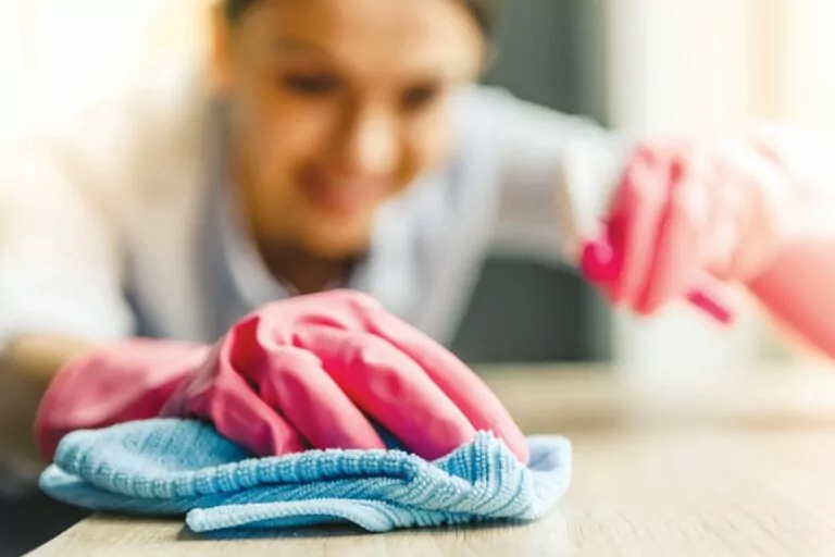 عبر-مساند.-تصحيح-أوضاع-العمالة-المنزلية-المتغيبة-عن-العمل