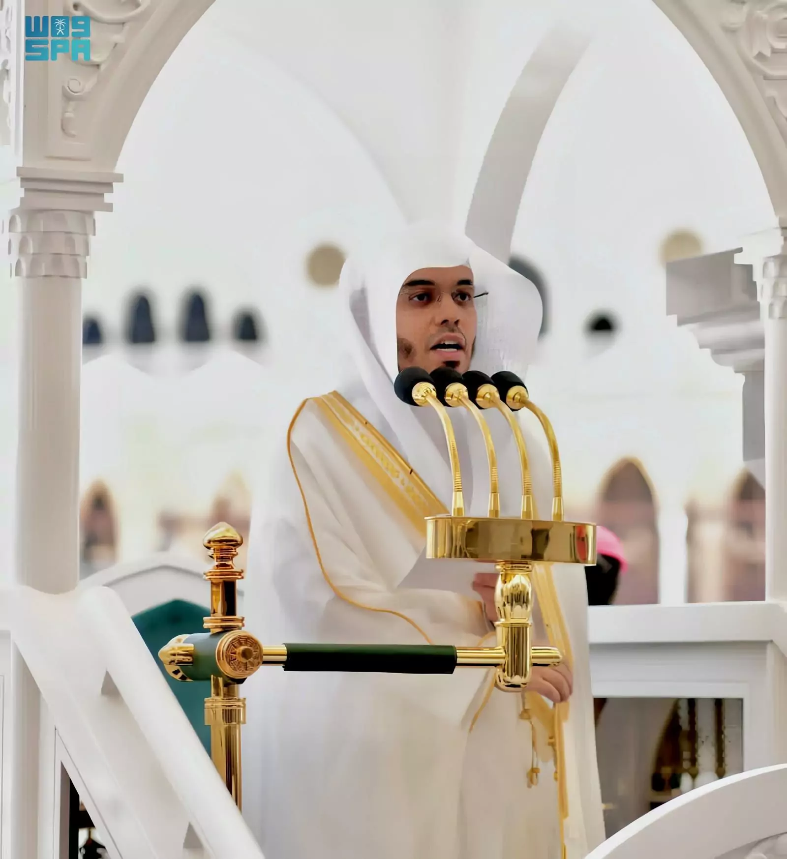 خطبتا-الجمعة-بالحرمين:-الدعاء-من-أهم-أسباب-التوفيق-والنجاح.-وأعظم-ما-يُقرّب-العبد-من-ربه-أداؤه-فرائضه