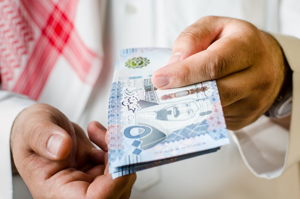 سعر-الريال-السعودي-مقابل-الجنيه-اليوم.-انخفاض-في-البنوك