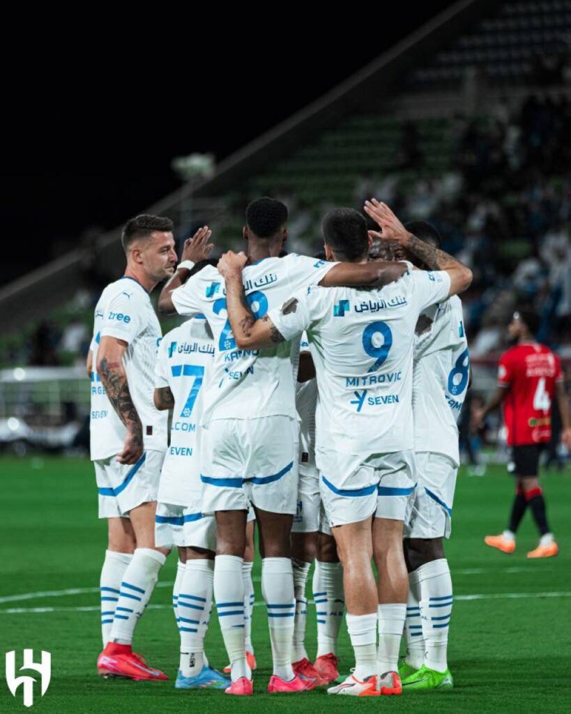 هل-تنقذ-الإعارات-عالمية-الهلال