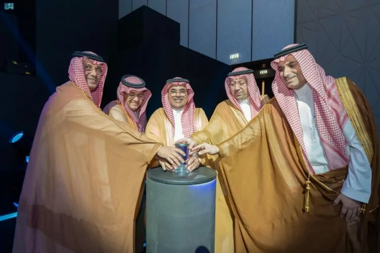 لرفع-تنافسية-المملكة-عالميًا.-تدشين-مركز-التصنيع-والإنتاج-المتقدم