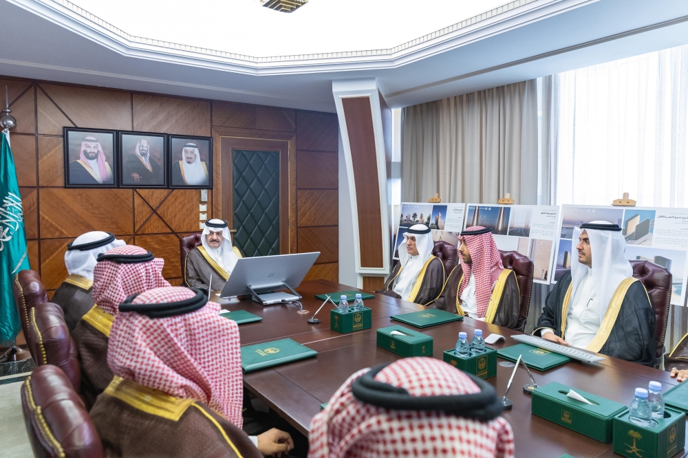 أمير-الشرقية-يشيد-بالمشاريع-الفائزة-بمسابقة-تطوير-مداخل-حاضرة-الدمام 