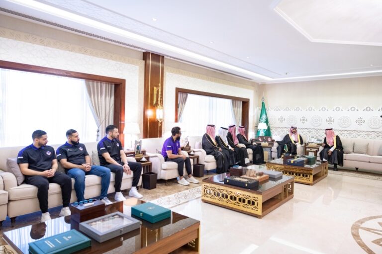 نائب-أمير-الشرقية-يطلع-على-إنجازات-نادي-الهدى-الرياضية
