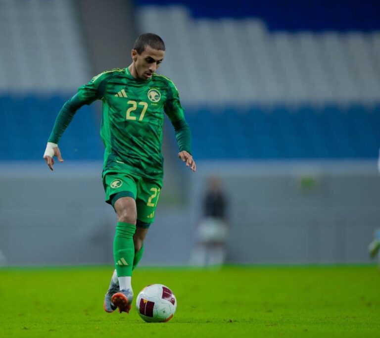 دقائق-اللعب-تعقد-موقف-الاتحاد-والهمامي