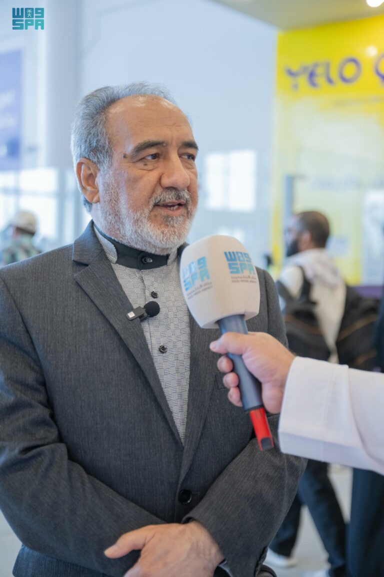 القنصل-العام-الإيراني-يشيد-بما-لقيه-الحجاج-الإيرانيون-من-خدمات-جليلة-منذ-قدومهم-حتى-مغادرتهم