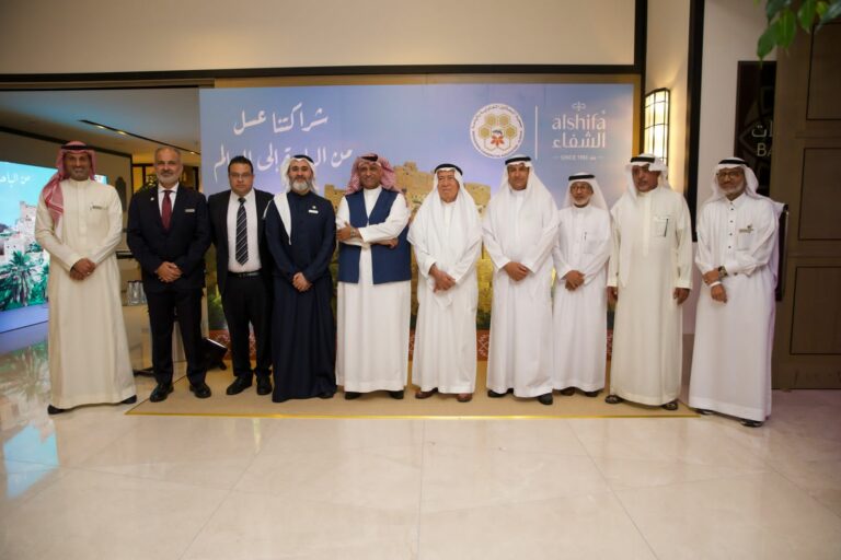 “عسل الشفاء” توقّع مذكرة تفاهم مع جمعية النحالين بالباحة تحت رعاية وزارة البيئة والمياه والزراعة
