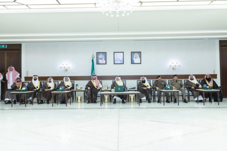 أمير-الشرقية-يكرم-الداعمين-للبرامج-الموسمية-لجمعية-البر-بالمنطقة