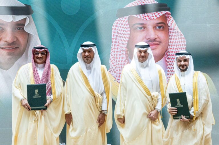 بينها-11-مشروعًا-5-عقود-استثمارية-في-الأحساء-بـ-1.5-مليار-ريال
