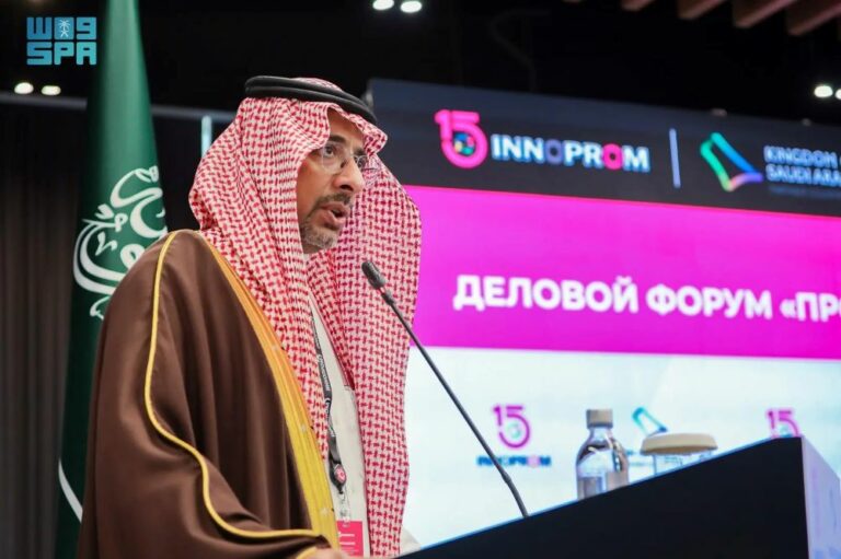 الخريف-يفتتح-منتدى-الحوار-الصناعي-السعودي-–-الروسي