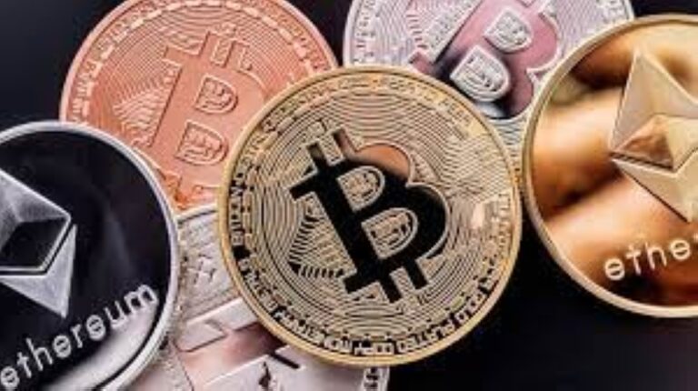 صعود-تاريخي.-البيتكوين-تتجاوز-120-ألف-دولار-للمرة-الأولى