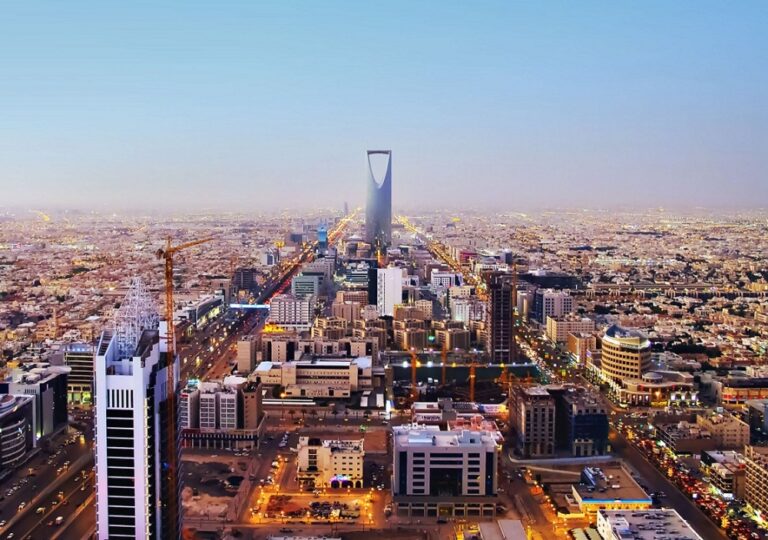 550-شركة-أجنبية-تحصل-على-ترخيص-«ريادي»-في-السعودية-خلال-2025