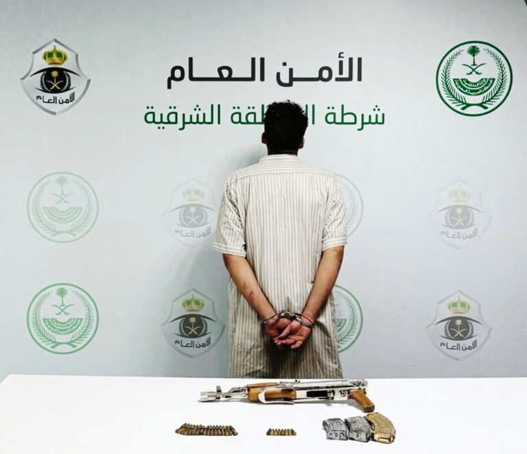 طعنًا-وبسلاح-ناري.-شرطة-الأحساء-تقبض-على-شخص-لقتله-آخر-وإصابة-آخرين