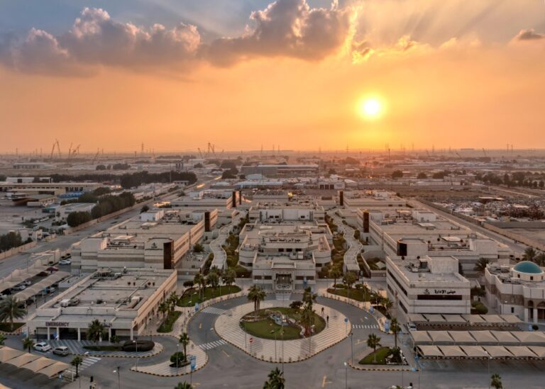 خدمة-اجتماعية-متعددة-التخصصات-في-“إرادة-الدمام”