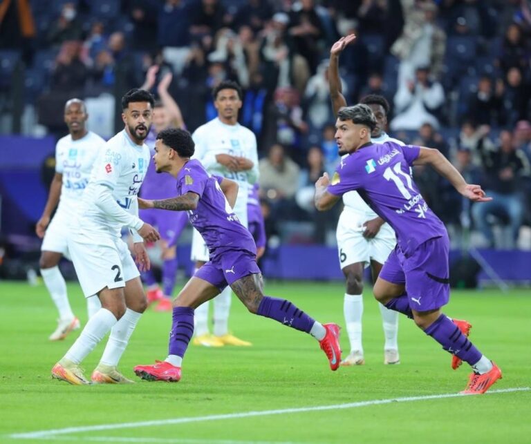 اهتمام-رباعي-يهدد-برحيل-محترف-الهلال