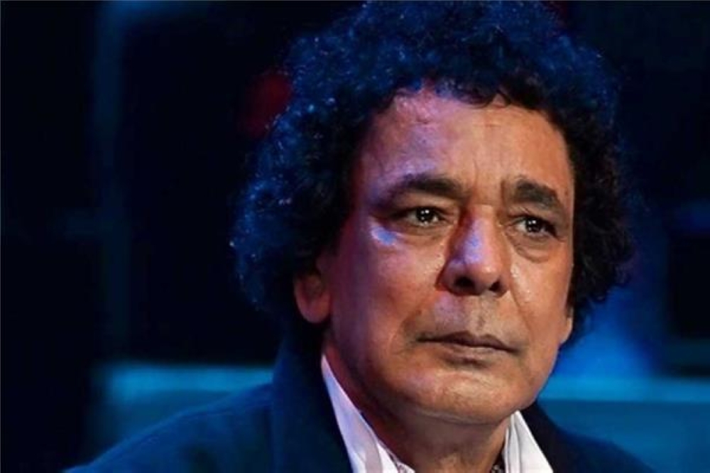 مشكلات-في-الكلى-والكبد.-استقرار-حالة-محمد-منير-ومغادرته-المستشفى