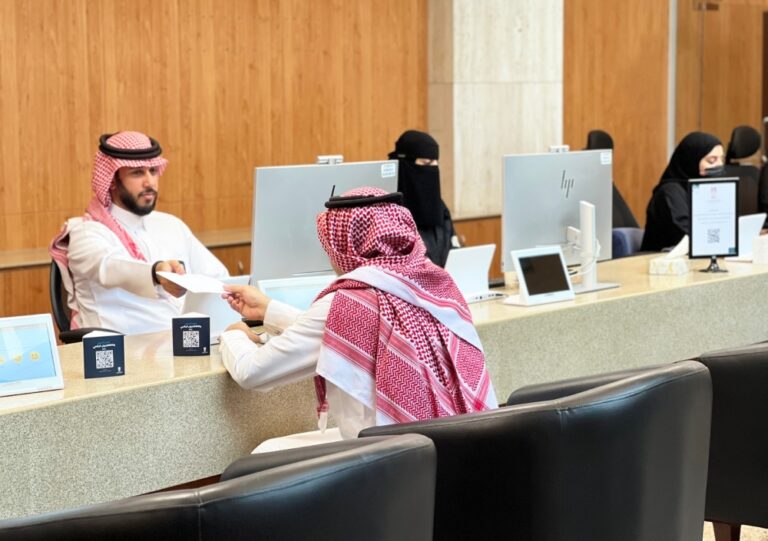 الأحساء.-تفعيل-أنظمة-قياس-رضا-العملاء-وتعزيز-جودة-التواصل-الرقمي