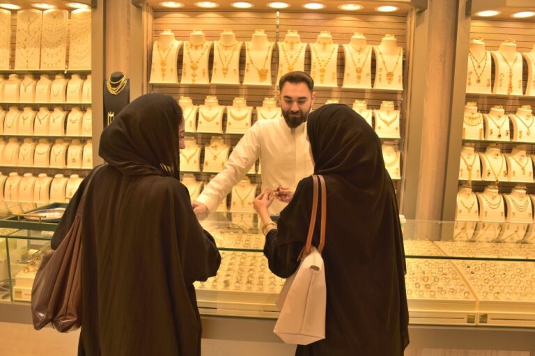 سعر-جرام-الذهب-عيار-21-اليوم-في-السعودية.-ارتفاع-جديد-بالأسواق