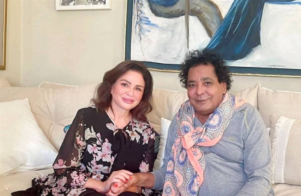 أبرزهم-يسرا-وإلهام-شاهين.-الفنانون-يدعمون-محمد-منير-في-محنة-المرض