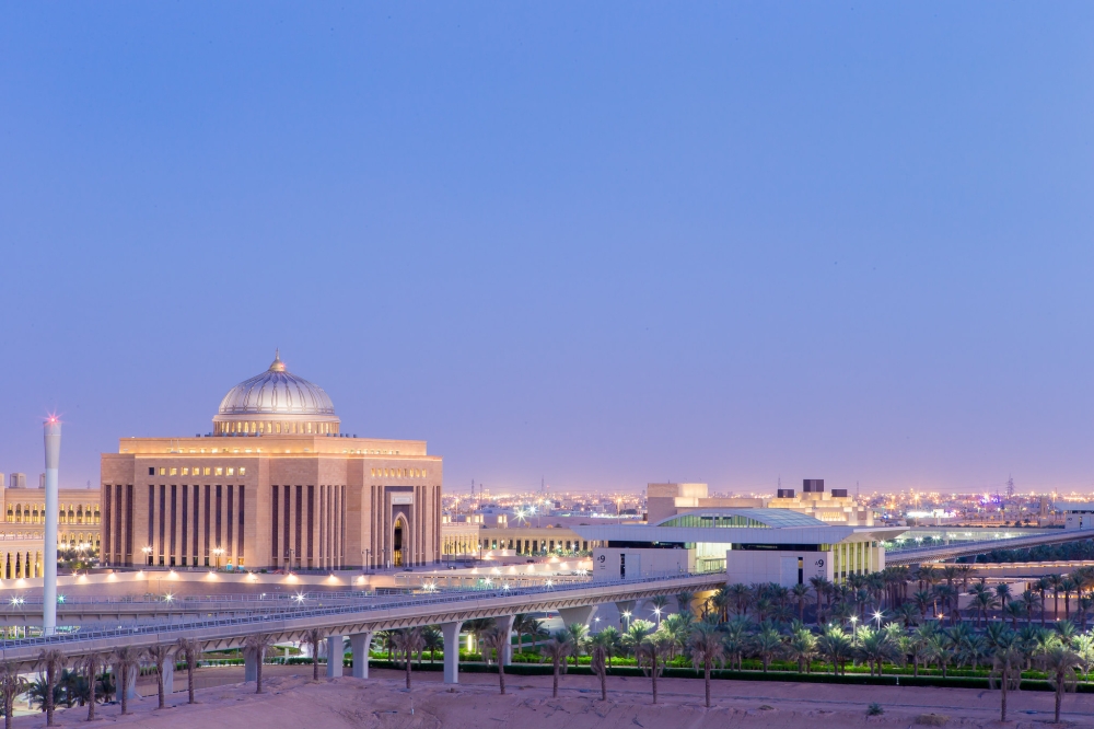 مركز-الأبحاث-العلمية-في-جامعة-الأميرة-نورة.-خدمات-نوعية-تعزز-التميُّز-البحثي