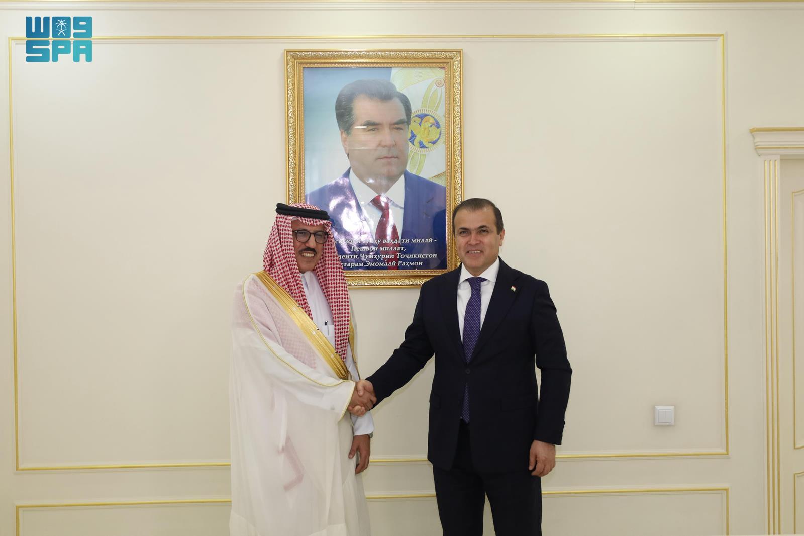سفير-خادم-الحرمين-لدى-طاجيكستان-يلتقي-رئيس-لجنة-الاستثمار-وإدارة-أملاك-الدولة