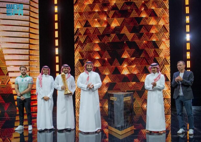 سمو-ولي-العهد-يُشرّف-الحفل-الختامي-لكأس-العالم-للرياضات-الإلكترونية