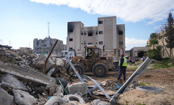 غزة-–-الأمم-المتحدة-تدين-قتل-فلسطينيين-في-قصف-إسرائيلي-لمستشفى-ناصر-منهم-صحفيون-وعاملون-صحيون