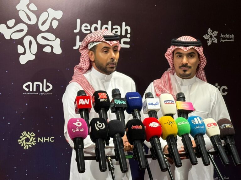 فؤاد-عبدالواحد:-وصية-أبو-بكر-سالم-منهجي-الفني.-والقحوم-أبهرنا-بإبداعه