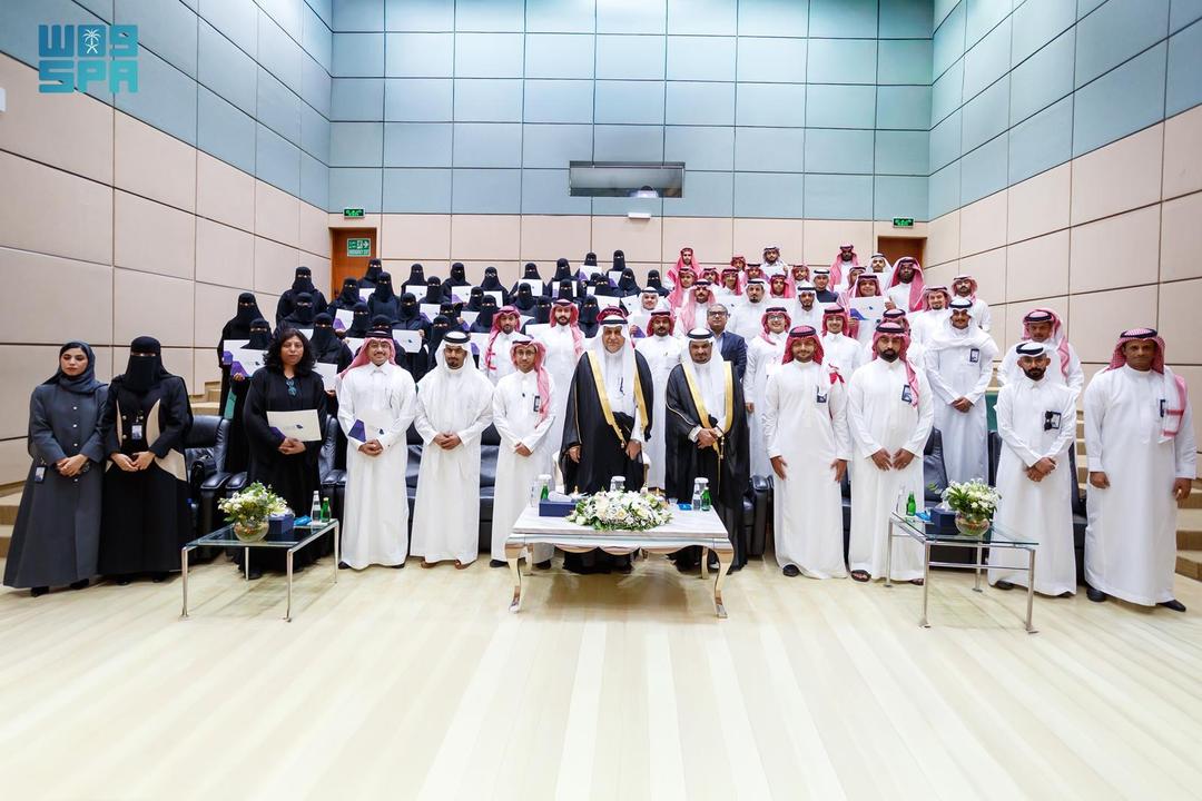 رئيس-الهيئة-الملكية-للجبيل-وينبع-يتفقد-مدينة-جازان-للصناعات-الأساسية