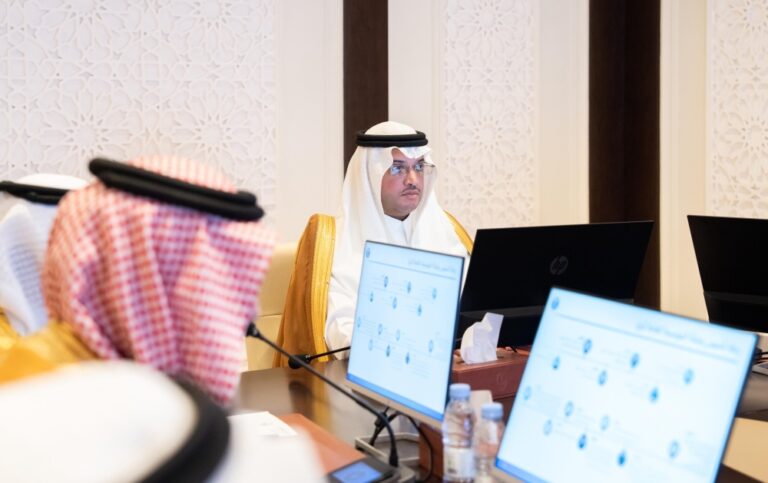 محافظ-الأحساء-يطّلع-على-مشروعات-الري-التنموية