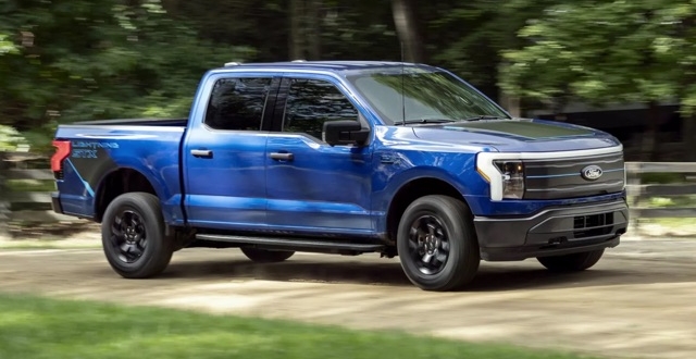 فورد-f-150-لايتنينج-تصل-بإصدار-stx