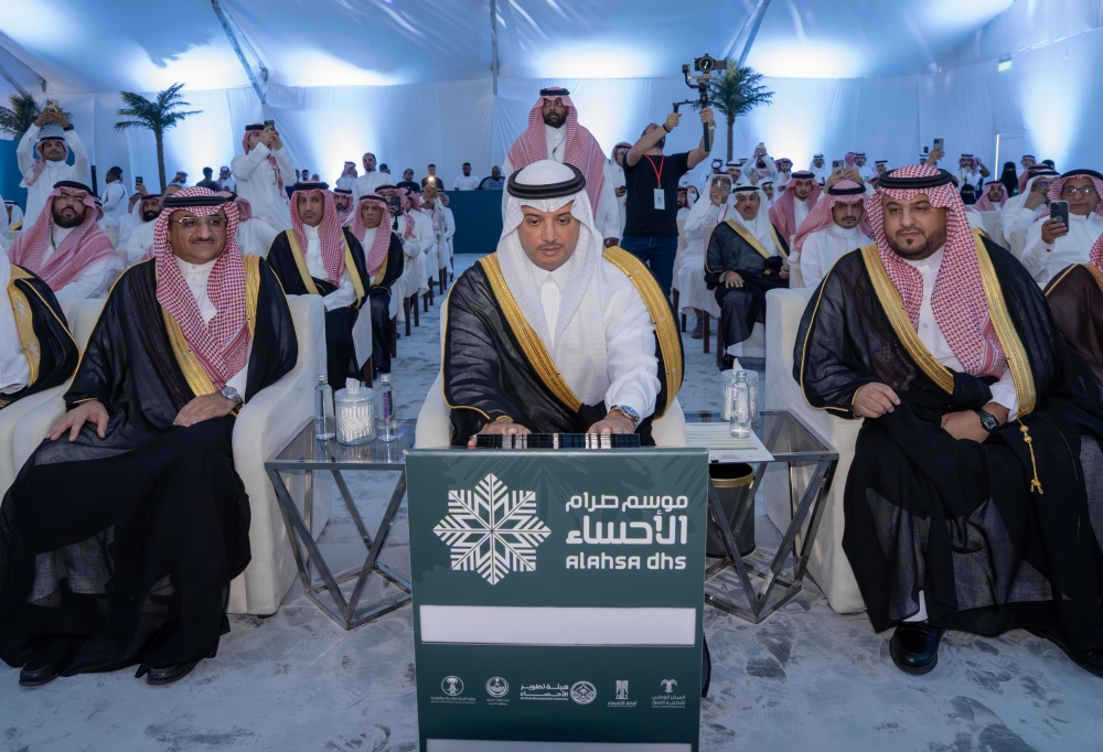 بـ-2,5-مليون-نخلة.-محافظ-الأحساء-يدشن-موسم-صرام-التمور