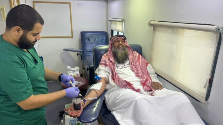 “قيادتنا-قدوتنا”.-حملة-تبرع-في-إدارة-مساجد-الدمام-لدعم-بنوك-الدم