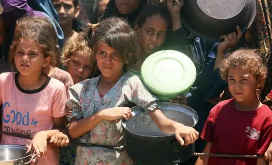 غزة-–-تقارير-عن-مزيد-من-الوفيات-بسبب-الجوع،-والأمم-المتحدة-تدين-التصعيد-العسكري