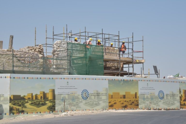 يغير-وجه-الجزيرة.-مشروع-لإعادة-تأهيل-قصر-دارين-والبلدة-التراثية