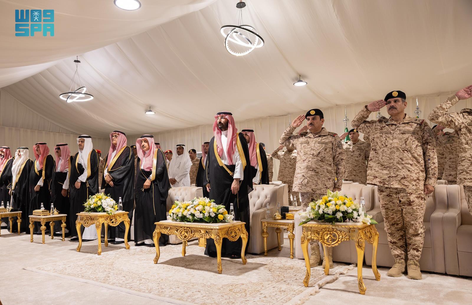 وزير-الحرس-الوطني-يتفقد-مقر-قيادة-لواء-الملك-فيصل-للأمن-الخاص-ومستشفى-الأمير-محمد-بن-عبدالعزيز-بالمدينة-المنورة