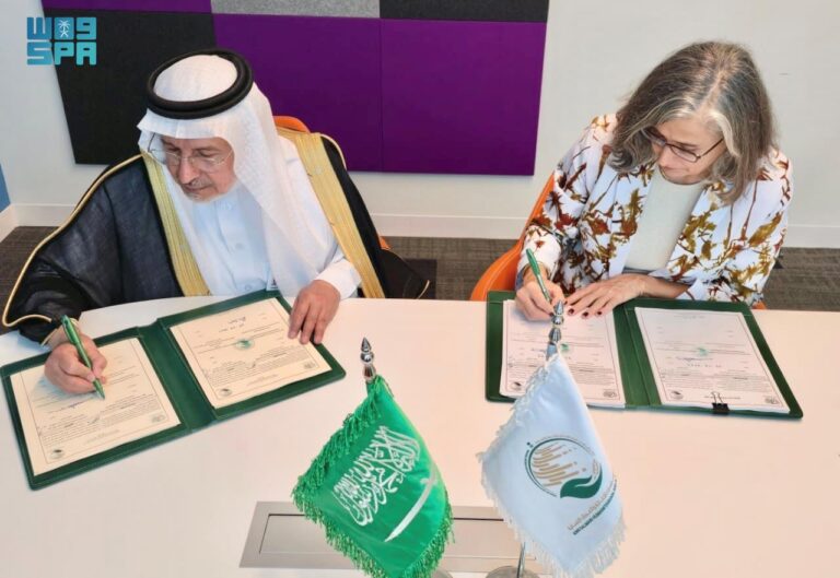 “إغاثي-الملك-سلمان”-وبرنامج-الأمم-المتحدة-للمستوطنات-البشرية-يوقّعان-اتفاقية-شراكة-لتعزيز-الأمن-المائي-بسوريا-والسودان