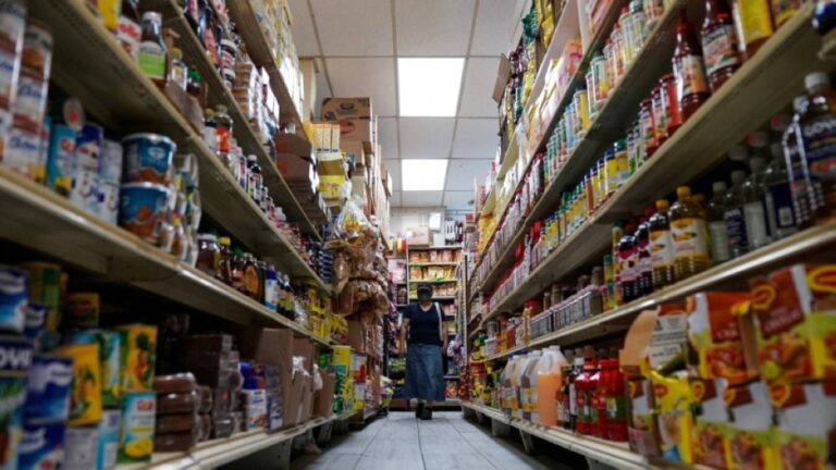 إنفاق-المستهلكين-في-الولايات-المتحدة-يسجل-ارتفاعًا-بنسبة-0.6%