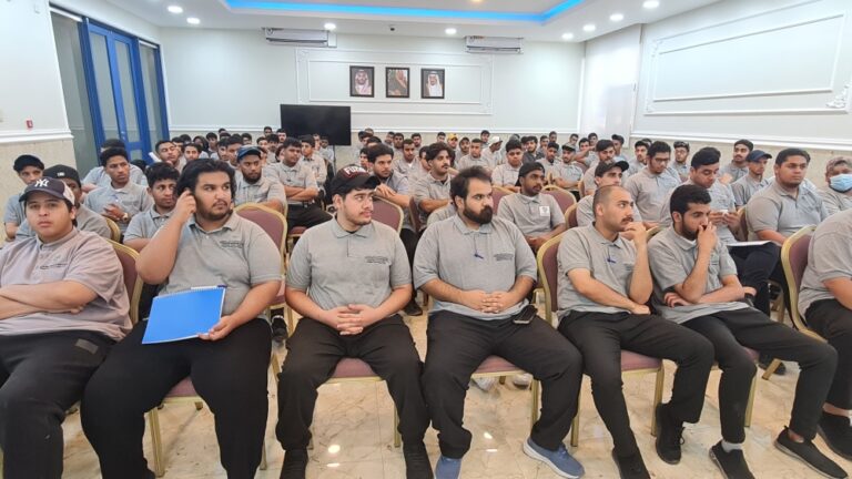 «تقنية-القطيف»-تؤهل-رواد-الأعمال-بورشة-عن-الهويات-القانونية-للمنشآت