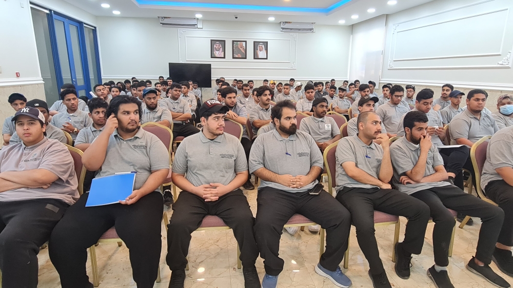 «تقنية-القطيف»-تؤهل-رواد-الأعمال-بورشة-عن-الهويات-القانونية-للمنشآت