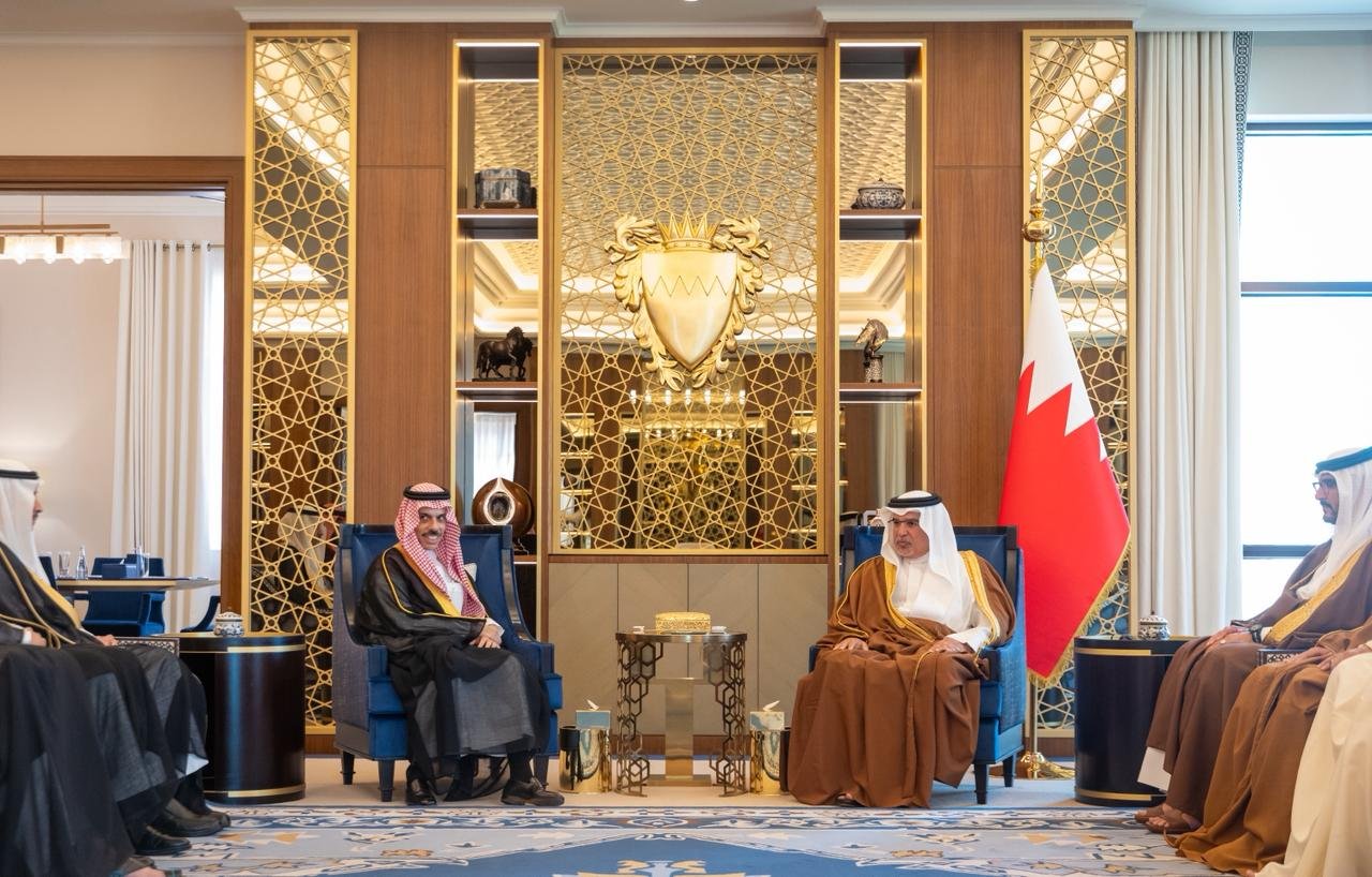 ولي-عهد-البحرين-يستقبل-وزير-الخارجية
