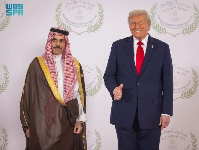 نيابةً-عن-سمو-ولي-العهد.-وزير-الخارجية-يترأس-وفد-المملكة-في-قمة-شرم-الشيخ-للسلام