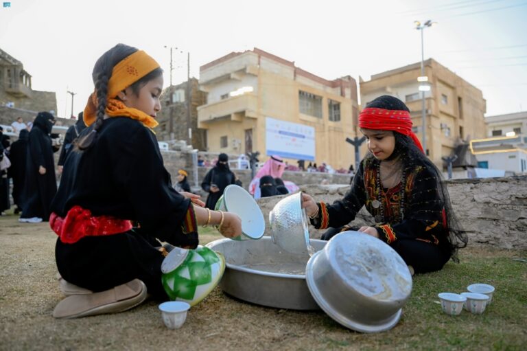 فرص-تدريب-وتمويل-ومنصات-عرض.-دعم-مباشر-للمرأة-الريفية-بالأحساء