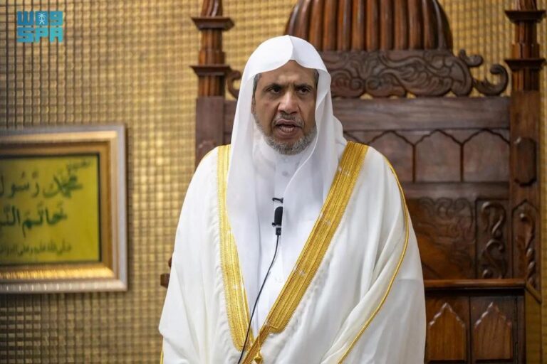 الأمين-العام-لرابطة-العالم-الإسلامي-يُلقي-خطبة-الجمعة-في-باكستان