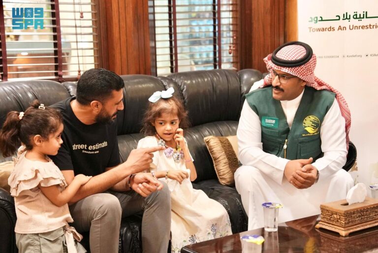 ”-اغاثي-الملك-سلمان”-يفتح-باب-الأمل-لطفلة-فلسطينية-من-غزة-مصابة-بسرطان-القولون