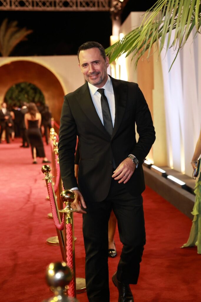 جوائز-ونجوم-على-السجادة-الحمراء.-كواليس-ختام-مهرجان-الجونة-السينمائي